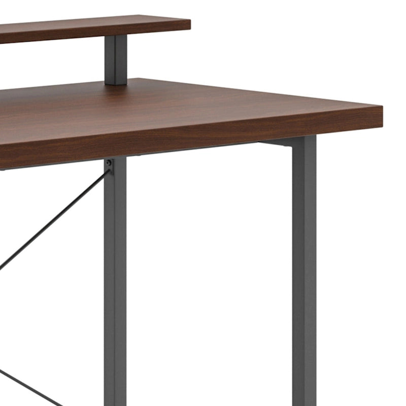 Bureau en bois marron avec support d'écran intégré