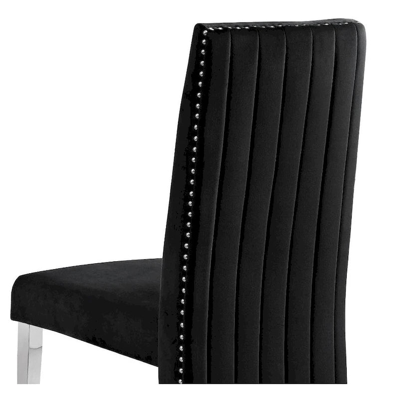Chaise de salle à manger avec dossier plissé, clous décoratifs et pieds chromés (lot de 2)